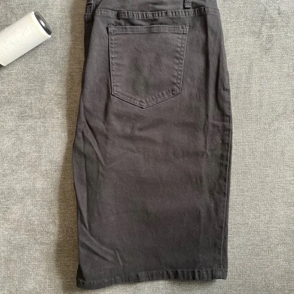 Womens Tailormade 5 Pocket Shorts - Picture 2 of 3